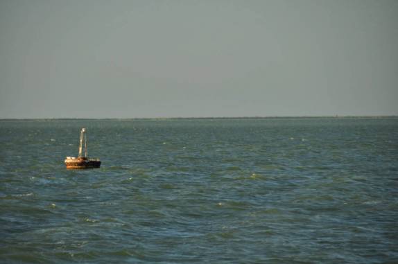 As águas mais escuras do Golfo do México, a caminho da ilha de Holbox, no norte do Yucatán, no México